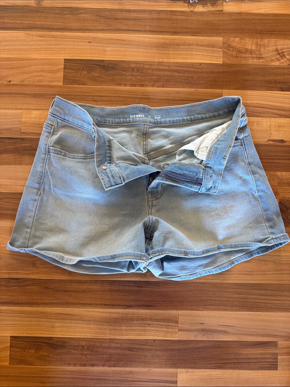 Old Navy Light Wash Denim Shorts - Pale Blue